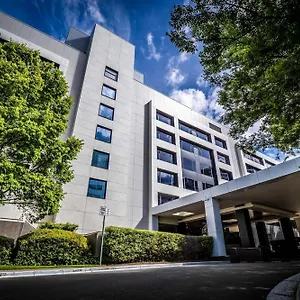 Crowne Plaza By Ihg Otel