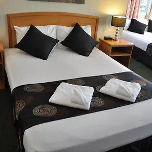 Hotel Meadowbrook Brisbane