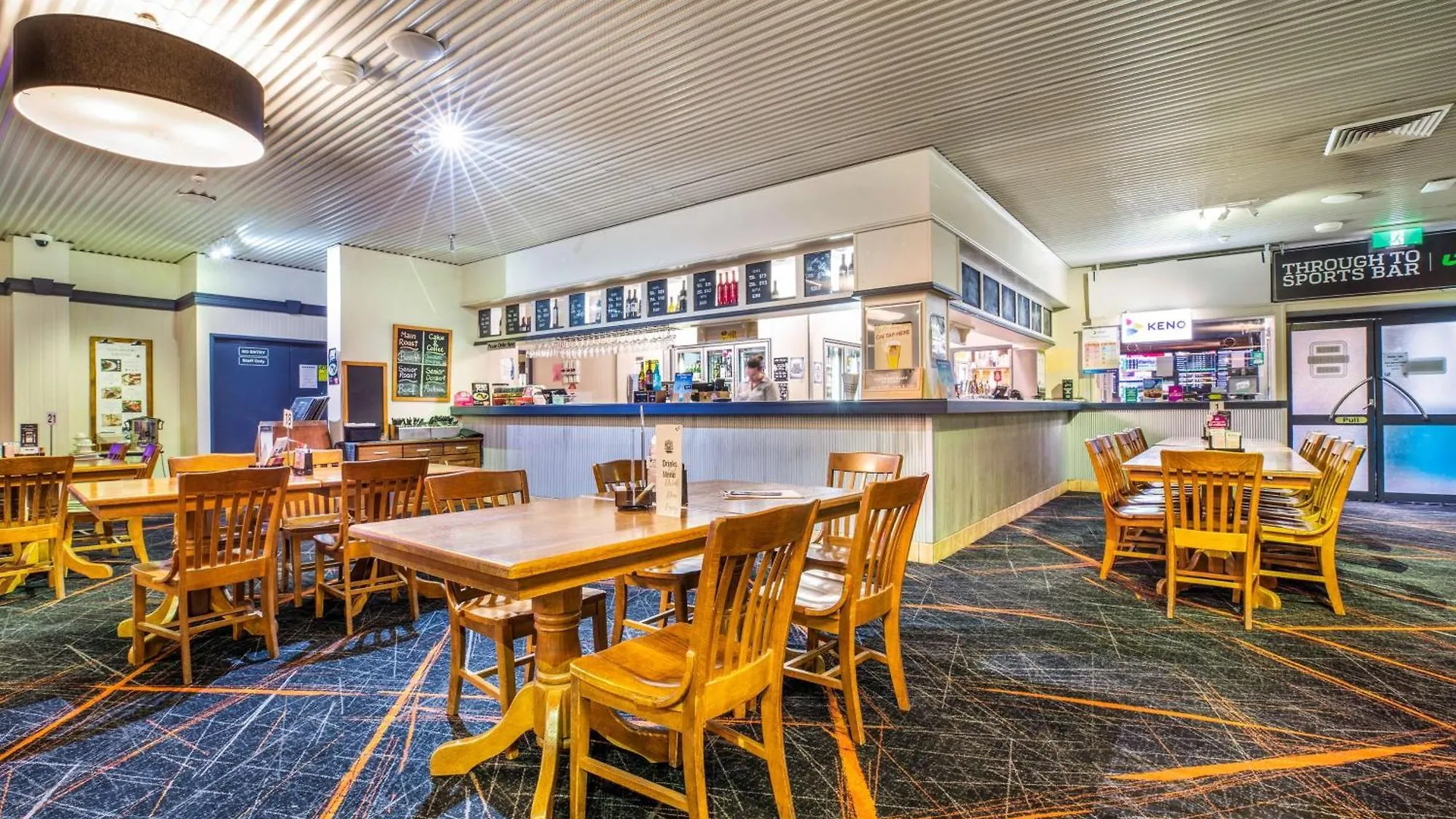 ***  Nightcap At Atherton Hotel Australia