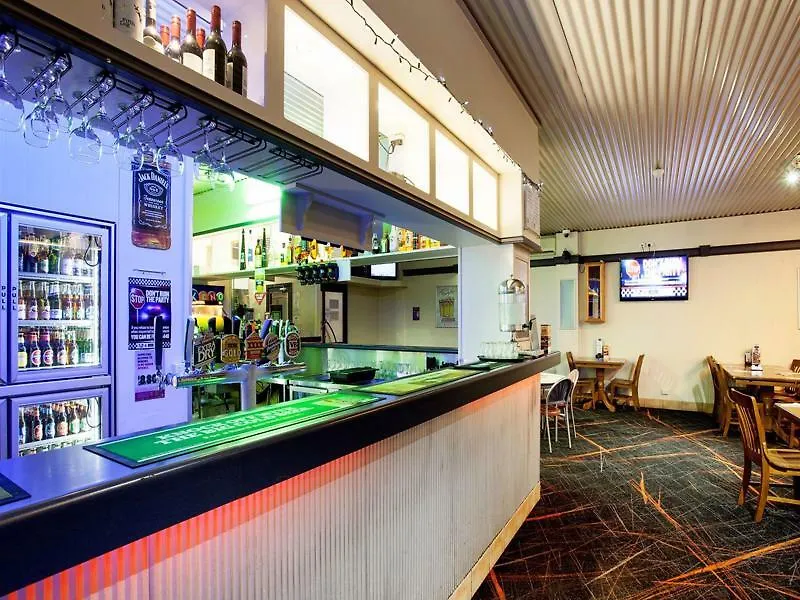 Nightcap At Atherton Hotel
